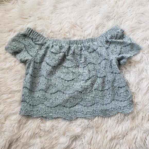 HP!🎉 Blue Off the shoulder cropped lace - Picture 2 of 5